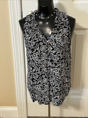 Loft black and white sleeveless top
